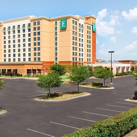 เอ็มบาสซี สวีทส์ นอร์แมน โฮเต็ล แอนด์ คอนเฟอเรนซ์ เซ็นเตอร์ Hotel ภายนอก รูปภาพ